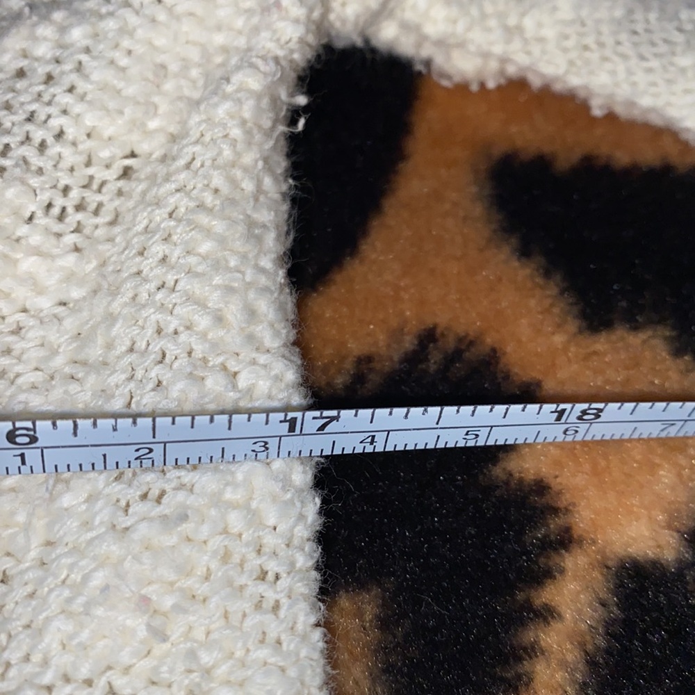 3/$30 Roxy Beach Sweater - Picture 8 of 8